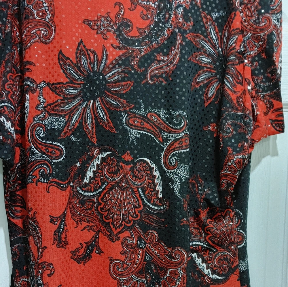 Blouse - Picture 2 of 3